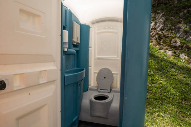 Best Portable restroom trailer rental  in Biglerville, PA